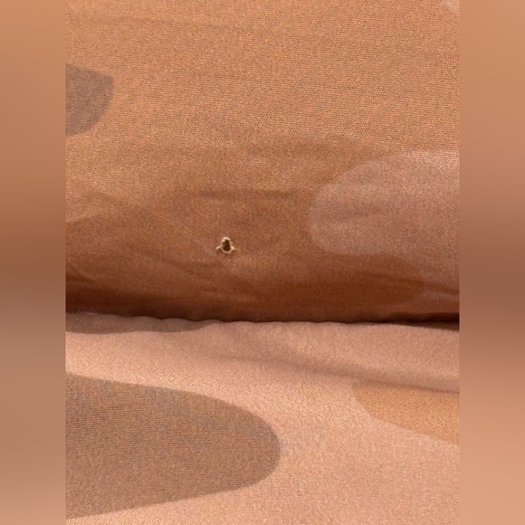 Fabletics Cloudshell Cropped Puffer Jacket XXS Beige Camo - Picture 12 of 15